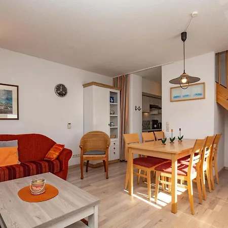 Papillon 01-5 Apartment